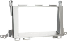Charger l'image dans la galerie, Metra 95-8225G Double DIN Installation Dash Kit for TOYOTA VENZA 2009-2015