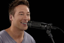 Charger l'image dans la galerie, Electro-Voice RE320 Large Diaphragm Dynamic Vocal Microphone