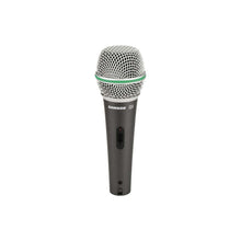 Load image into Gallery viewer, Samson SAQ4 Dynamic Super-Cardioid Handheld Microphone