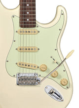 Charger l'image dans la galerie, Tagima T 635 CLASSIC-OWH-LF/MG Electric Guitar - Olympic White