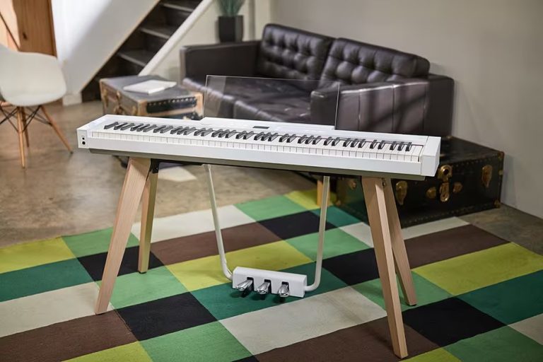 Casio PX-S7000WE Digital Piano - White