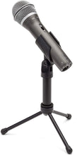 Charger l&#39;image dans la galerie, Samson Technologies Q2U USB/XLR Dynamic Microphone Recording and Podcasting Pack (Includes Mic Clip, Desktop Stand, Windscreen and Cables), silver Q2U Gray