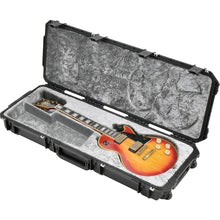 Charger l'image dans la galerie, SKB 3i-4214-56 iSeries Les Paul® Waterproof Guitar Flight Case