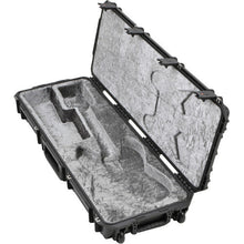 Load image into Gallery viewer, SKB 3i-4214-66 iSeries Waterproof Strat/Tele Flight Case