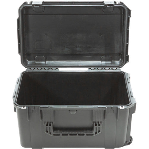 SKB 3i-2213-12BE 3i-Series Wheeled Waterproof Utility Case (Empty)
