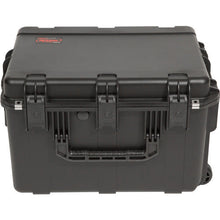 Charger l'image dans la galerie, SKB 3i-2317-14BC iSeries Waterproof Case with Cubed Foam (Black)