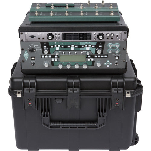 SKB 3i-231714GFX 4U iSeries Injection Molded Guitar FX Fly Rack