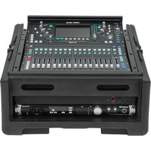 Charger l'image dans la galerie, SKB 1SKB-R102W 10 x 2 Compact Rolling Rig