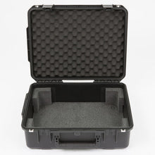Load image into Gallery viewer, SKB 3i-2015-7-PB iSeries 2015-7 Case w/ 1SKB-PB1712 Pedalboard