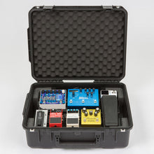 Load image into Gallery viewer, SKB 3i-2015-7-PB iSeries 2015-7 Case w/ 1SKB-PB1712 Pedalboard