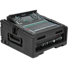 Charger l'image dans la galerie, SKB 1SKB-R102W 10 x 2 Compact Rolling Rig