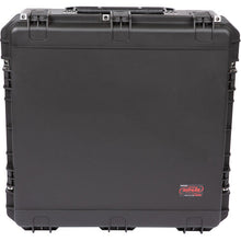 Charger l'image dans la galerie, SKB 3i-2828-12BC iSeries Wheeled Case (Cubed Foam)