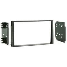 Load image into Gallery viewer, 95-7318 2005 - 2006 Kia Spectra 5 Double DIN Installation Kit
