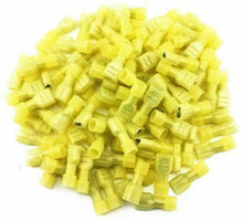 Charger l&#39;image dans la galerie, Absolute FQD1210Y 100pcs Yellow 12/10-Gauge Economy Nylon Female Fully-Insulated Quick Disconnects