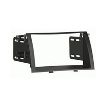 Charger l&#39;image dans la galerie, Metra 95-7340 Compatible with Kia Sorento 2011-2013 Vehicle Mount for Radio