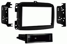 Charger l&#39;image dans la galerie, Metra Compatible with Fiat 500L 2014 2015 2016 2017 2018 Single DIN Stereo Harness Radio Install Dash Kit Package