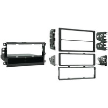Charger l'image dans la galerie, Metra 99-2003 1990 Up GM Suzuki Single/Double Din Multi-Kit
