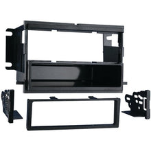 Charger l'image dans la galerie, Metra 99-5808 2004-2007 Ford Freestar/mercury Monterey Single-Din Installation Kit