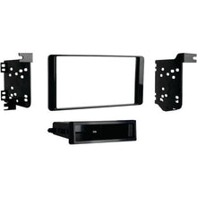 Charger l&#39;image dans la galerie, Metra 99-7015CHG Dash Kit Fits 2014-up Mitsubishi Outlander vehicles single-DIN radios (Gloss Black)