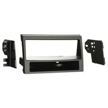 Charger l'image dans la galerie, Metra 99-7337B Single-DIN Car Stereo Dash Kit - Compatible Fits for KIA Soul 2010-2011