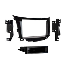 Charger l'image dans la galerie, Metra 99-7357HG Single-DIN Car Stereo Dash Kit - Compatible Fits for Hyundai Elantra GT (without NAV) 2013-2017