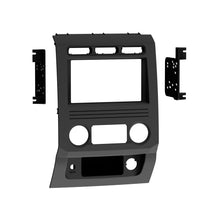 Charger l'image dans la galerie, Metra 95-5850B Radio Install Kit - Compatible Fits for Ford F-250/350/450/550 XL 2017-2019