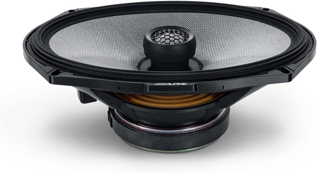 Alpine ILX-W670 Digital Indash Receiver & Two Pairs Alpine R2-S69 Type R 6x9 Coaxial Speaker