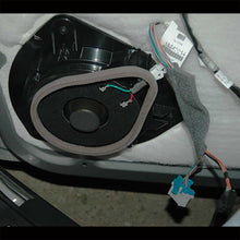 Charger l'image dans la galerie, Metra 82-3021 Speaker Adapters 6-6.75 Inch - Front Door Compatible Fits for GM 2002-2009