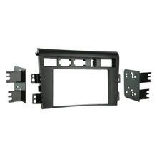 Charger l'image dans la galerie, Metra 95-7331 Double DIN Installation Dash Kit - Compatible Fits for Kia Amanti 2007-2009