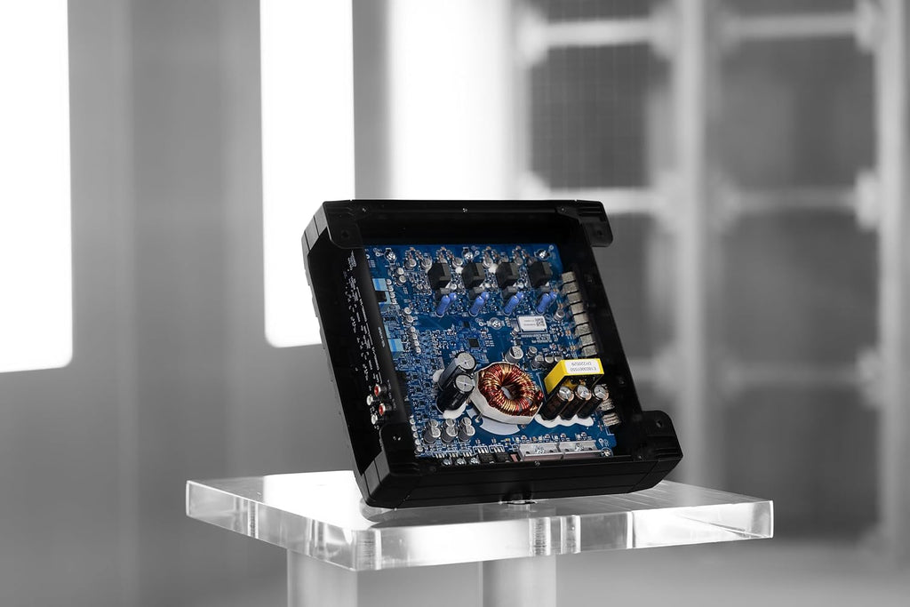 Alpine S2-A36F 600W Next Generation Class-D 4-Channel Car Amplifier Bundle