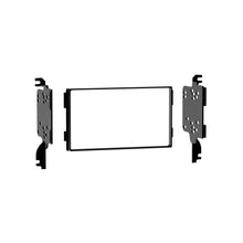Load image into Gallery viewer, Metra 95-7315 Double DIN Installation Dash Kit - Compatible Fits for Hyundai Tucson 2005-2009