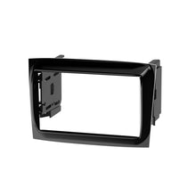 Charger l'image dans la galerie, Metra 95-6531HG Double-DIN Radio Dash Kit - Compatible Fits for Ram Promaster City 2015-up