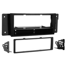 Charger l'image dans la galerie, Metra 99-6506 Single DIN Installation Kit - Compatible Fits for Chrysler Pacifica 2004-2008