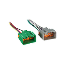 Charger l'image dans la galerie, Metra 70-9221 Radio Replacement Harness - Compatible Fits for Volvo 1999-2007