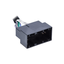 Charger l'image dans la galerie, Axxess AXABH-BM1 Amplifier Bypass Harness - Fits Select BMW Models 2006-2020