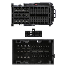 Charger l'image dans la galerie, Axxess AXAC-CH6 Camera Data Interface with Pre-Wired Harness - Fits Select Jeep/RAM Models 2014-2020