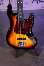 Charger l'image dans la galerie, Tagima TW 73 4 FRETLESS SB-DF/TT Electric Bass Guitar - Sunburst
