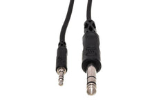 Charger l'image dans la galerie, Hosa CMS-103 Stereo Interconnect Cable - 3.5mm TRS Male to 1/4-inch TRS Male - 3 foot