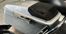 Charger l'image dans la galerie, Diamond Audio MSMP694LK13 1998-2013 Harley Davidson® Cut-In Lid Kit with MP694 Speakers (4Ω)