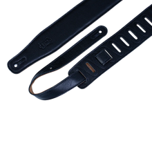 Charger l'image dans la galerie, Levy's Leathers M26GF-BLK Garment Leather Guitar Strap - Black