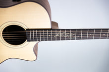 Charger l'image dans la galerie, Tagima Olive Grace EQ-NTOP Acoustic Guitar - Natural