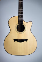 Charger l'image dans la galerie, Tagima Olive Grace EQ-NTOP Acoustic Guitar - Natural