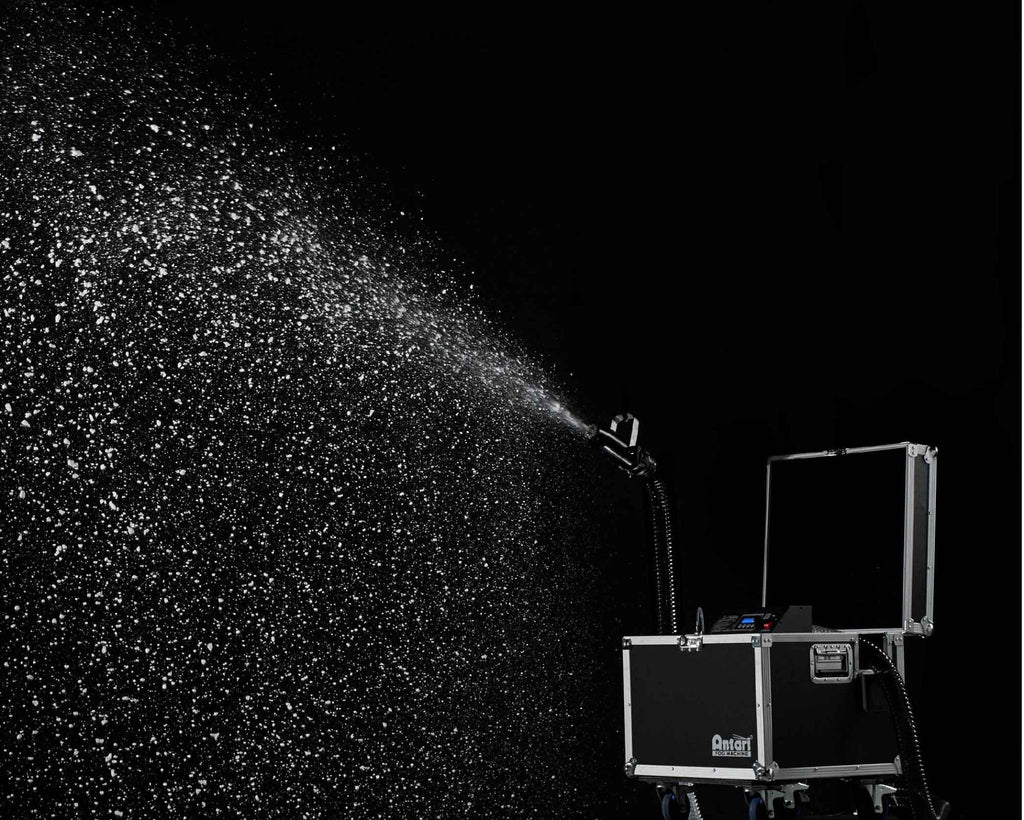 Antari S-500 Snow Machine with Wheeled Road Case