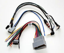 Charger l&#39;image dans la galerie, Crux SWRHN-62L Radio Replacement w/ SWC Retention for Select Honda Vehicles 2008-2013