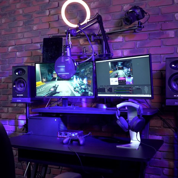 On-Stage WS7500B Workstation