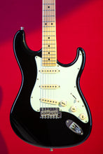 Load image into Gallery viewer, Tagima T 635 CLASSIC-BK-LF/MG Electric Guitar - Black