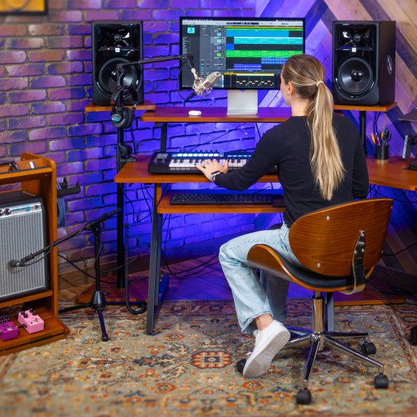 On-Stage WS7500RB Series Wood Studio Workstation