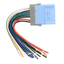 Charger l'image dans la galerie, Metra 70-2102 Radio Replacement Harness - Compatible Fits for Saturn 2004-2005