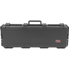 Charger l'image dans la galerie, SKB 3i-4214-56 iSeries Les Paul® Waterproof Guitar Flight Case