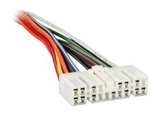 Load image into Gallery viewer, Metra 71-7713 OEM  HARNESS RODEO WITH AMP 95-04